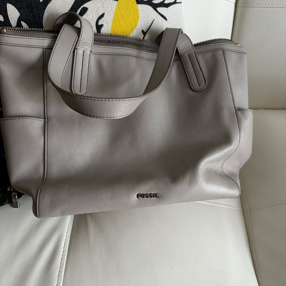 Fossil Gray Tote Bag with Minimalist Design